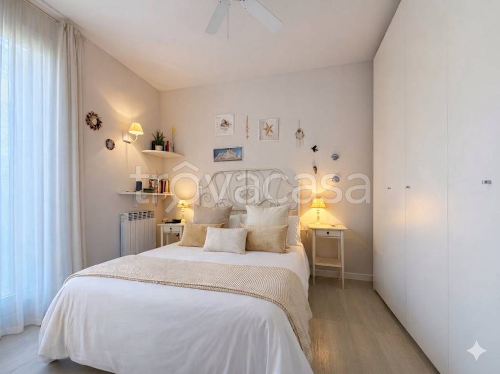 casa indipendente in vendita a Montignoso in zona Cinquale