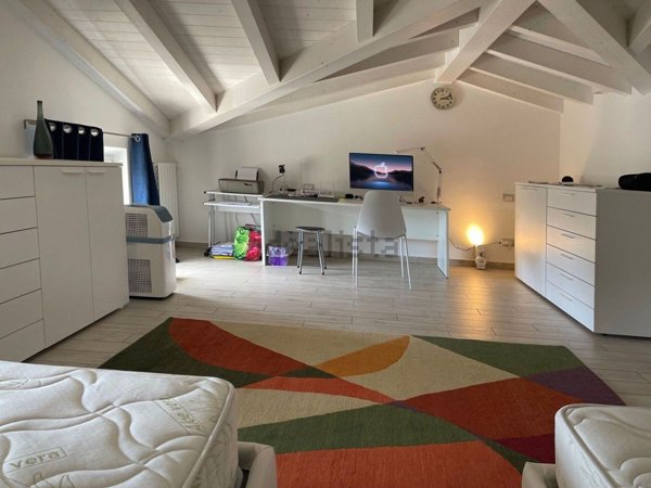 casa indipendente in vendita a Montignoso