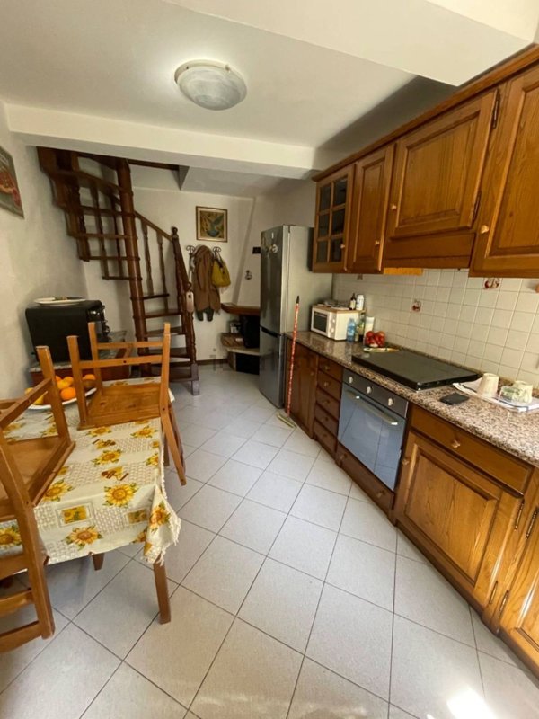 appartamento in vendita a Montignoso in zona Capanne