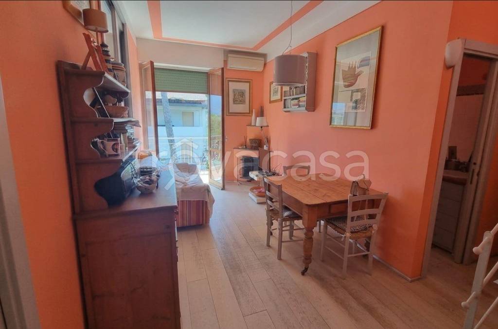 appartamento in vendita a Montignoso in zona Cinquale