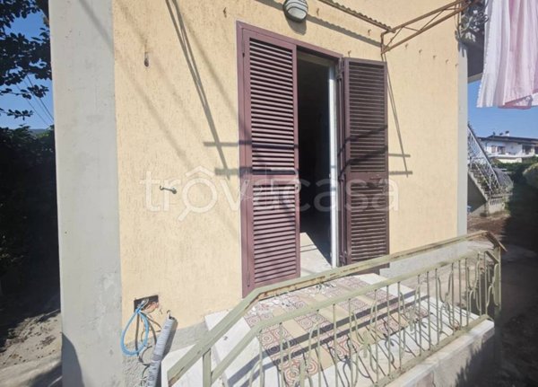 appartamento in vendita a Montignoso