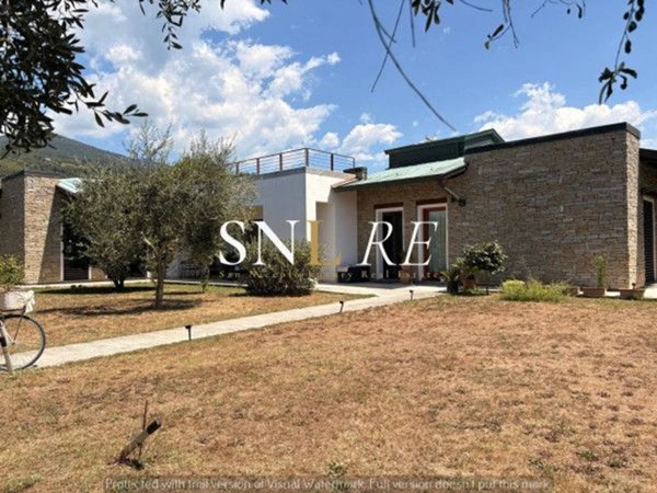 casa indipendente in vendita a Montignoso in zona Renella