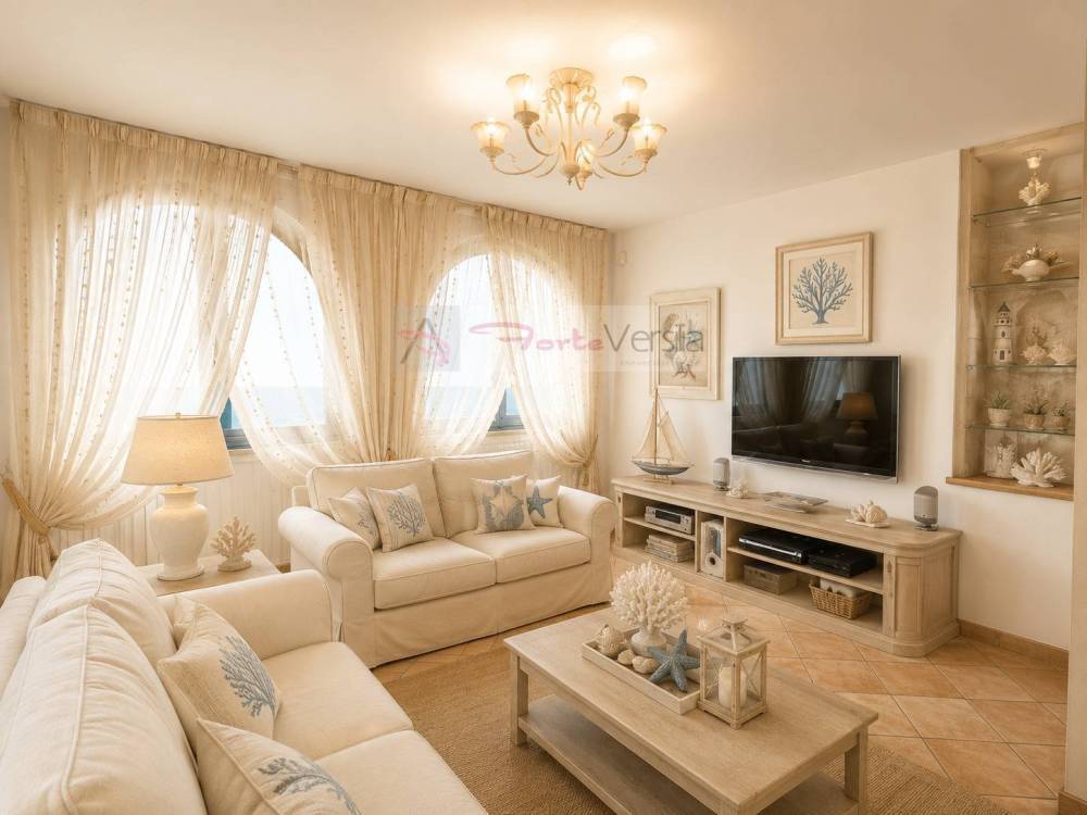 casa indipendente in vendita a Montignoso in zona Renella