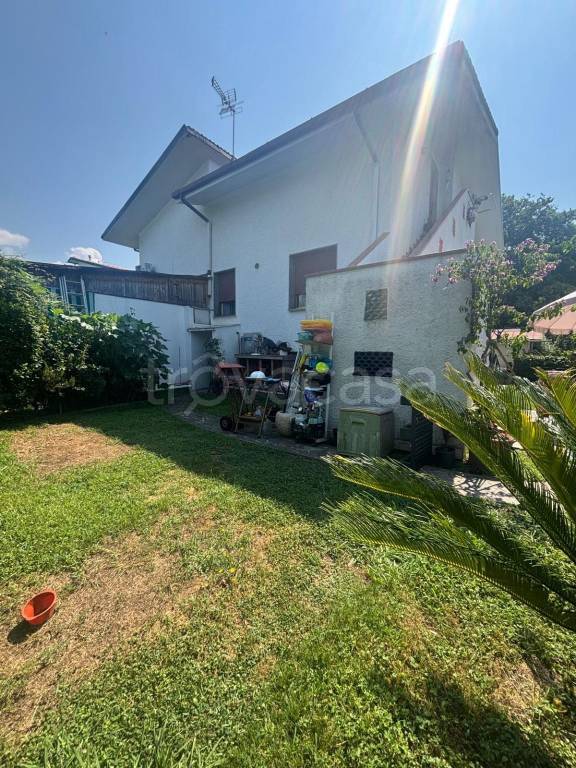 appartamento in vendita a Montignoso in zona Cinquale