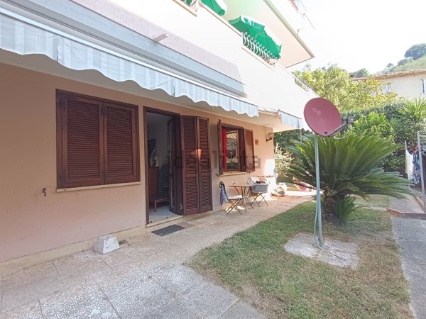 appartamento in vendita a Montignoso