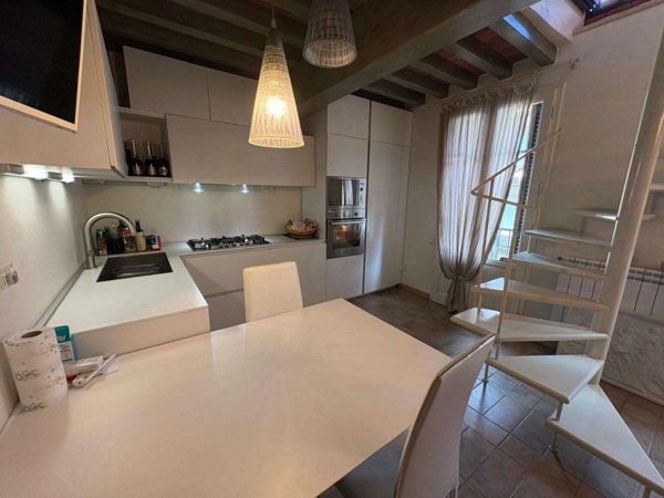 appartamento in vendita a Montignoso in zona Capanne
