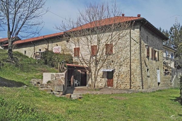 casa indipendente in vendita a Mulazzo