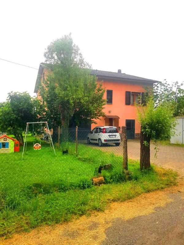 casa indipendente in vendita a Mulazzo
