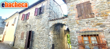 casa indipendente in vendita a Mulazzo in zona Lusuolo