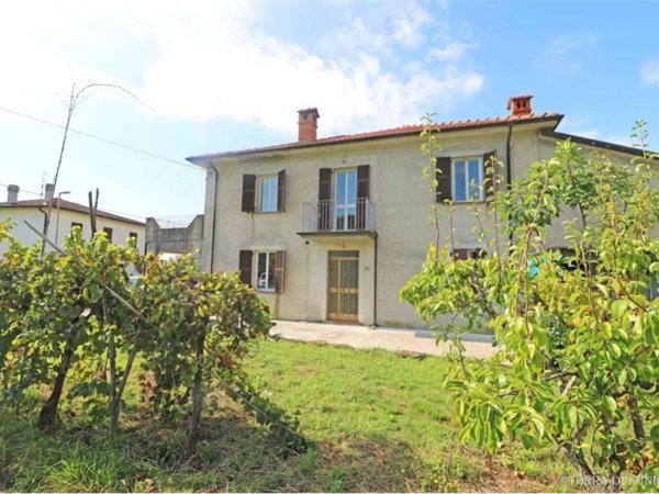 casa indipendente in vendita a Mulazzo