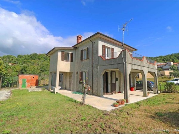 casa indipendente in vendita a Mulazzo
