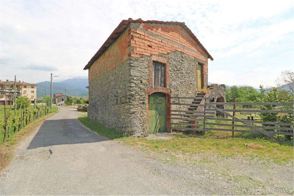 quadrivano in vendita a Mulazzo