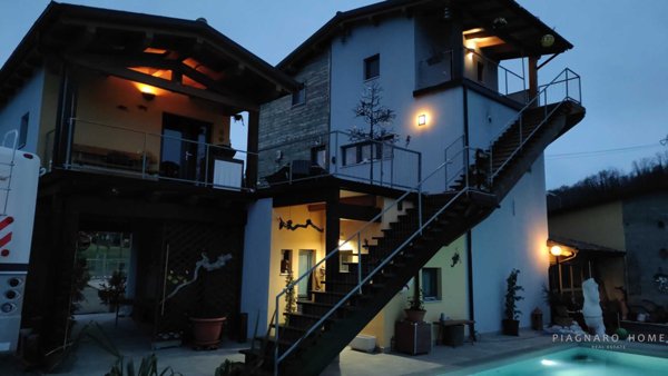 casa indipendente in vendita a Mulazzo