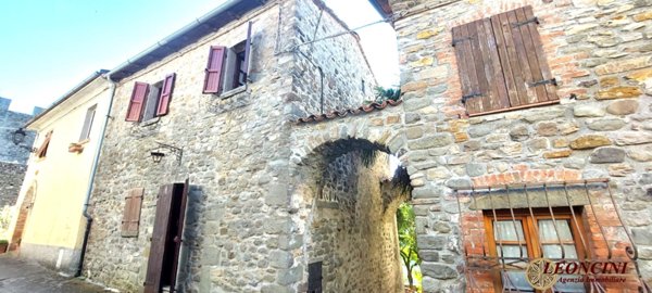 villa in vendita a Mulazzo in zona Lusuolo