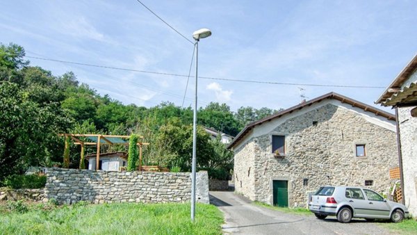 casa indipendente in vendita a Mulazzo