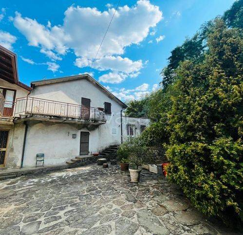 appartamento in vendita a Mulazzo in zona Groppoli