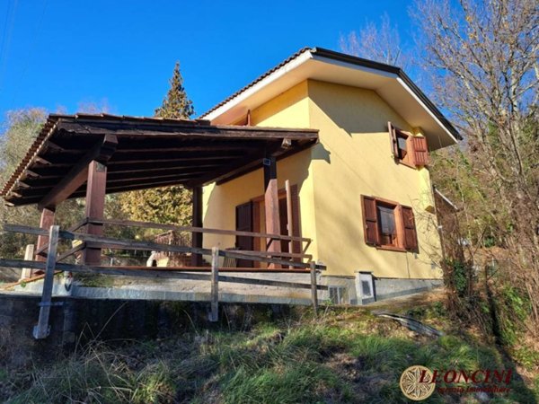 casa indipendente in vendita a Mulazzo in zona Lusuolo