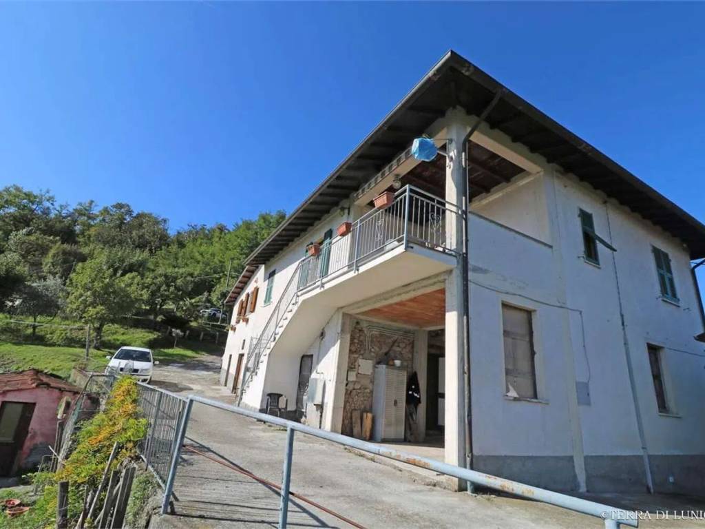 casa indipendente in vendita a Mulazzo