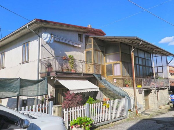 casa indipendente in vendita a Mulazzo