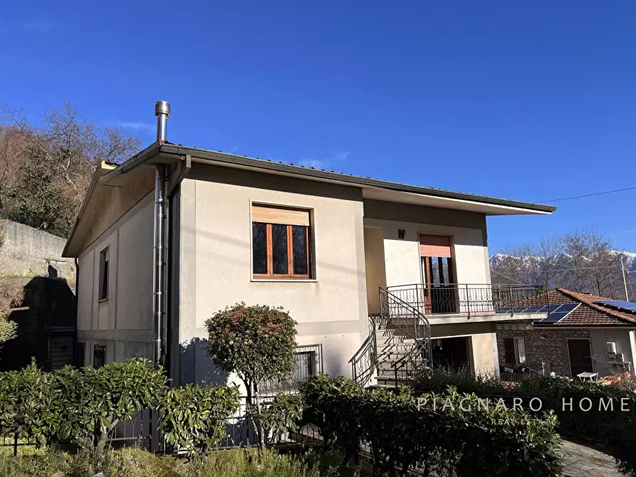 casa indipendente in vendita a Mulazzo in zona Pozzo
