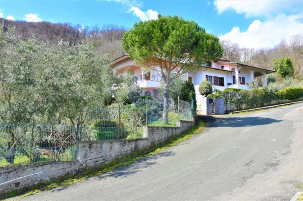 casa indipendente in vendita a Mulazzo in zona Arpiola