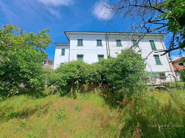 casa indipendente in vendita a Mulazzo in zona Gavedo