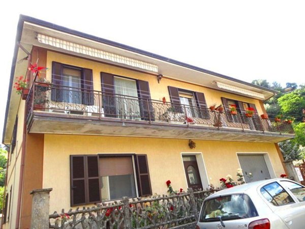 casa indipendente in vendita a Mulazzo