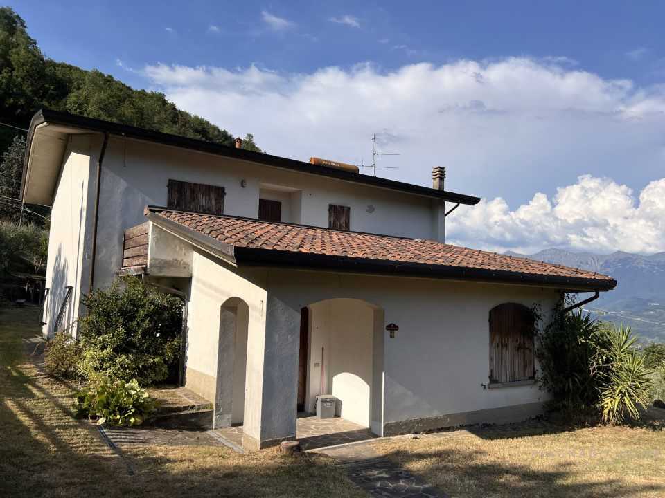 casa indipendente in vendita a Mulazzo in zona Pozzo