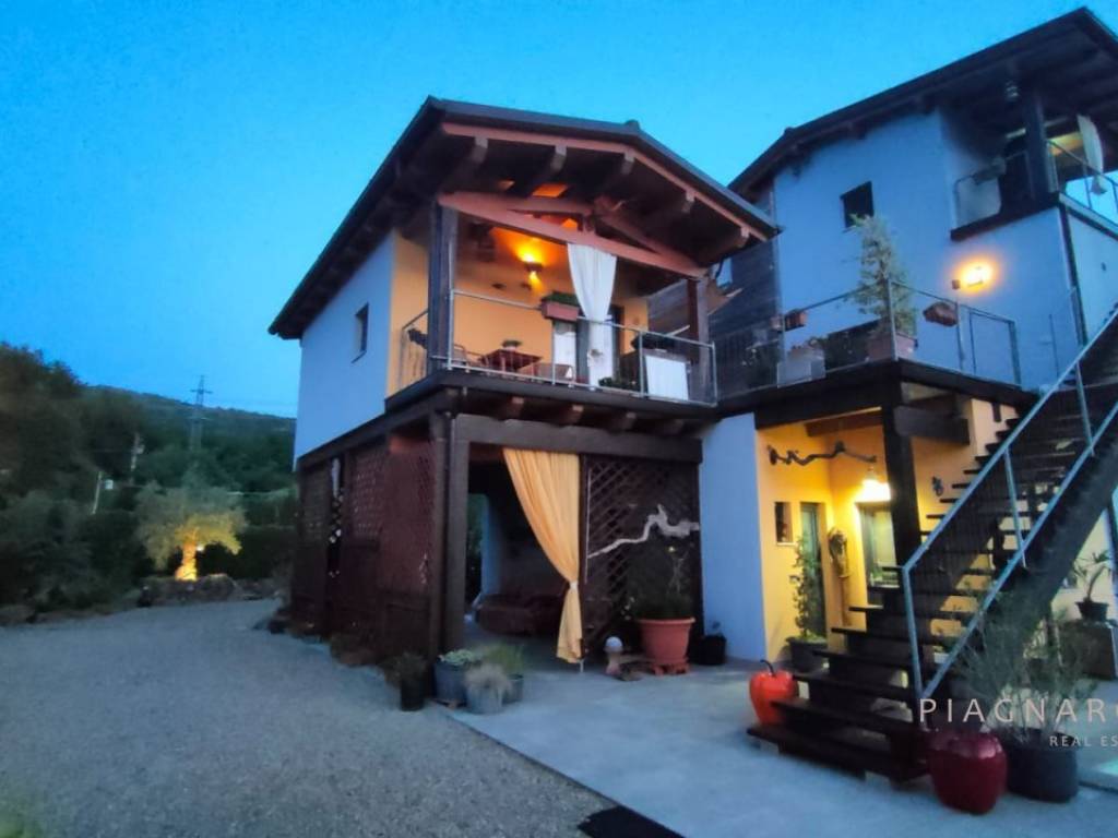 casa indipendente in vendita a Mulazzo