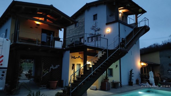 casa indipendente in vendita a Mulazzo