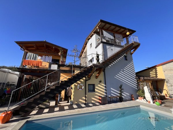 casa indipendente in vendita a Mulazzo