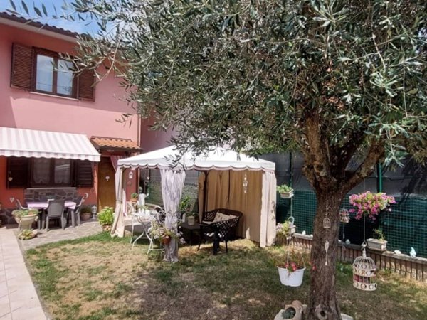 appartamento in vendita a Mulazzo in zona Groppoli