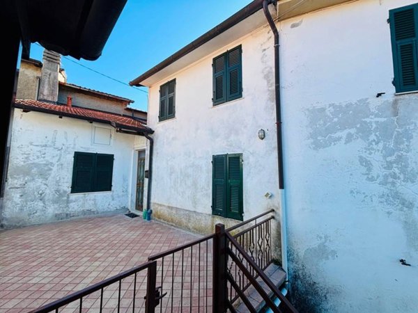 casa indipendente in vendita a Mulazzo