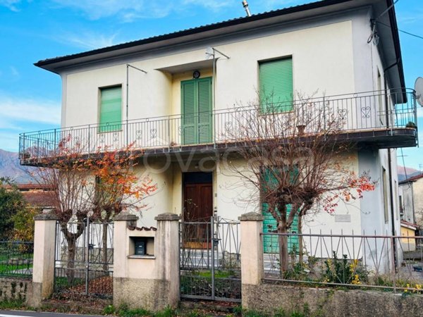 casa indipendente in vendita a Mulazzo