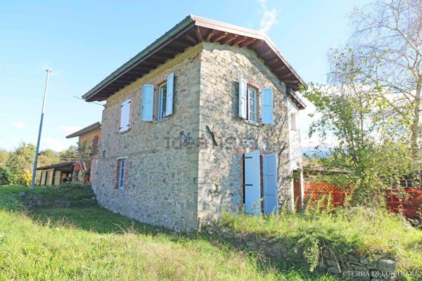 quadrivano in vendita a Mulazzo in zona Arpiola