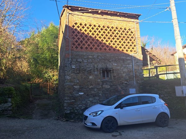 casale in vendita a Mulazzo