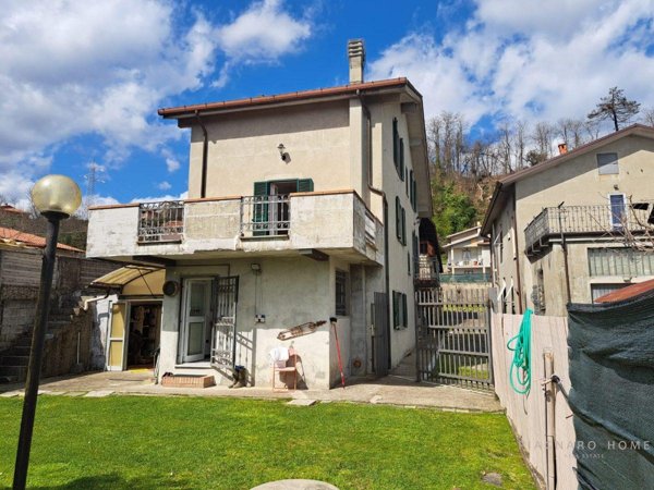casa indipendente in vendita a Mulazzo