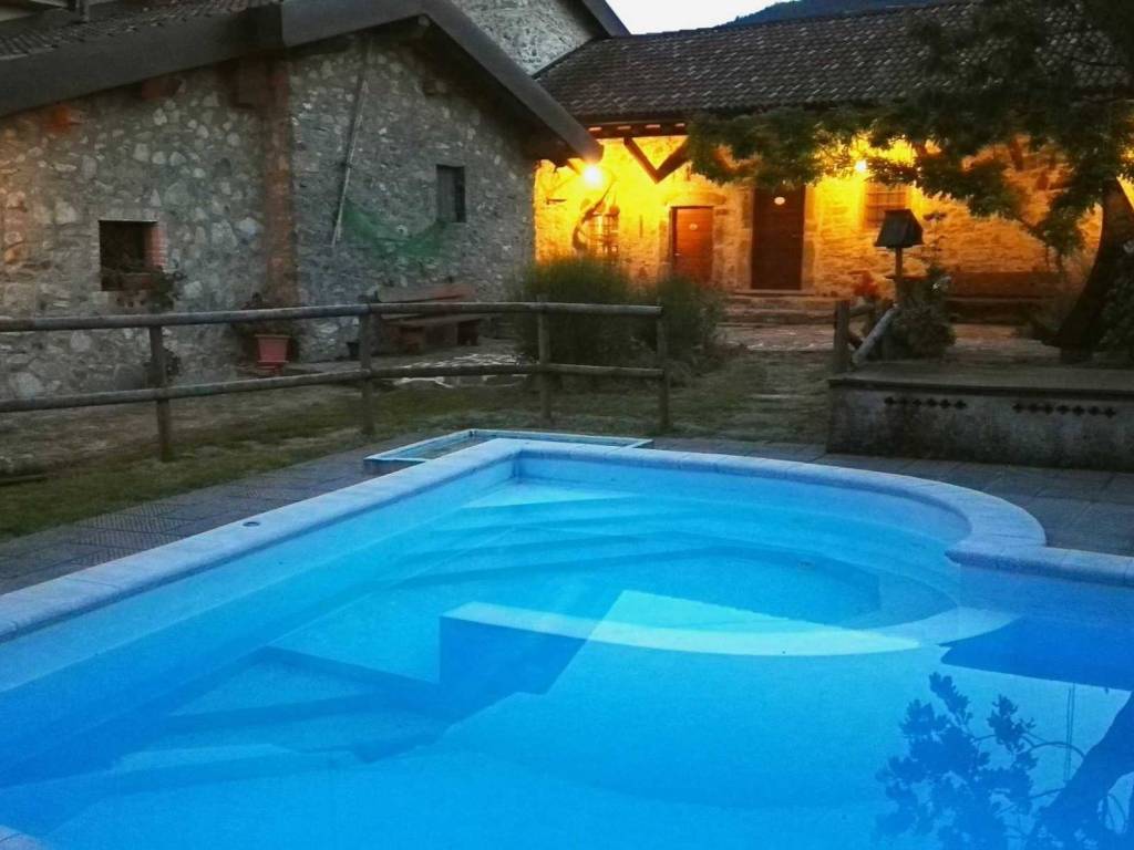 casa indipendente in vendita a Mulazzo