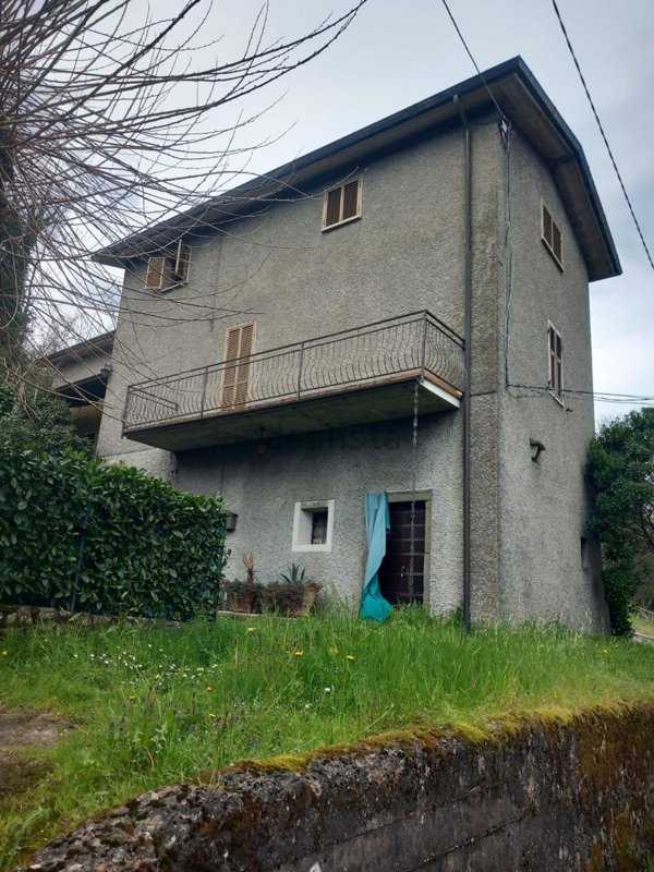 casa indipendente in vendita a Mulazzo