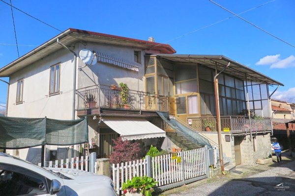 casa indipendente in vendita a Mulazzo