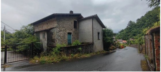 casa indipendente in vendita a Mulazzo