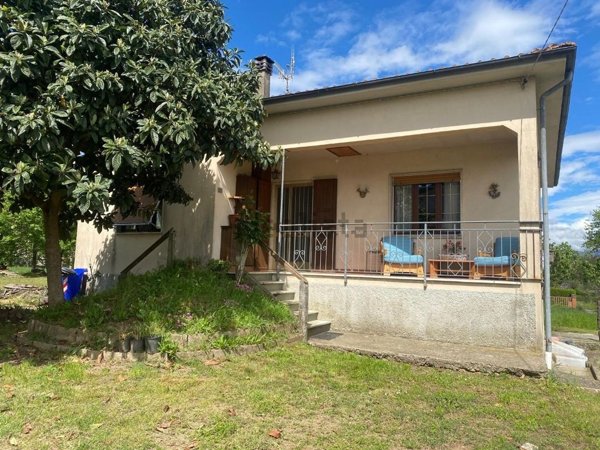 casa indipendente in vendita a Mulazzo