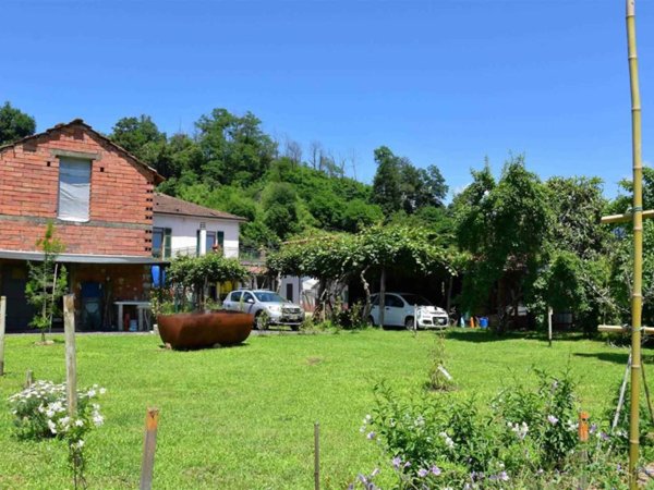 casa indipendente in vendita a Mulazzo in zona Arpiola