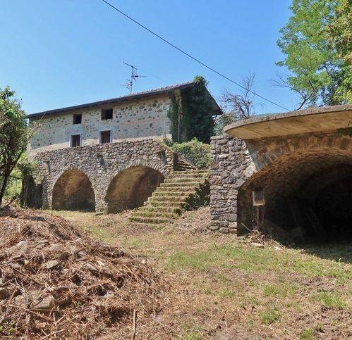 casa indipendente in vendita a Mulazzo
