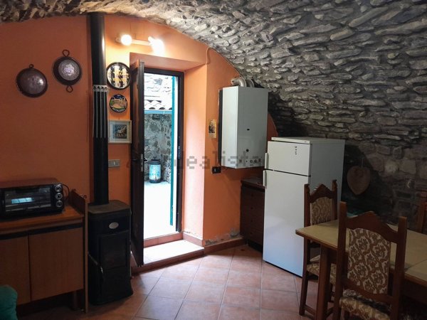 casa indipendente in vendita a Mulazzo in zona Castagnetoli