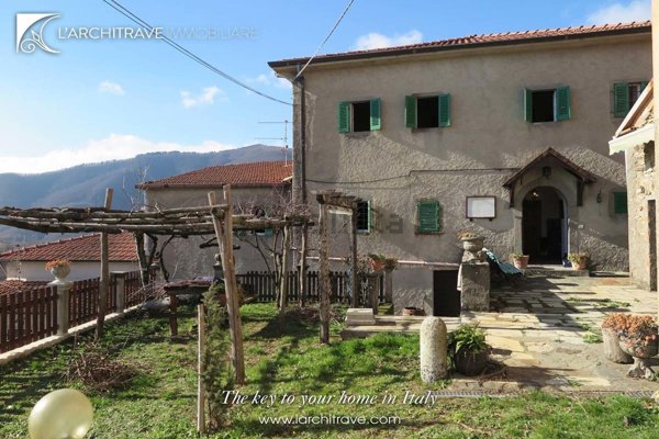 casa indipendente in vendita a Mulazzo