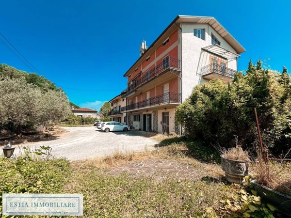 casa indipendente in vendita a Mulazzo in zona Talavorno