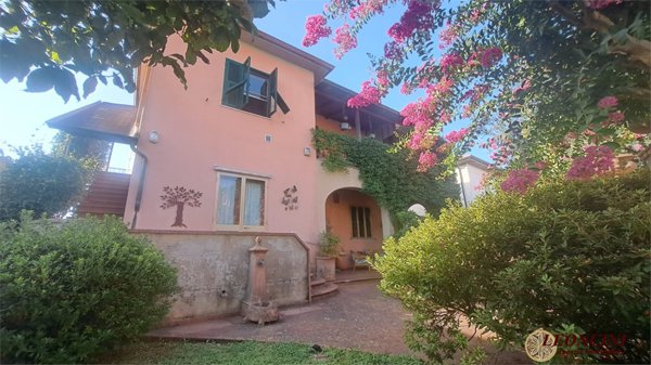 casa indipendente in vendita a Mulazzo in zona Arpiola