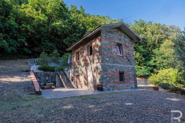 casa indipendente in vendita a Mulazzo