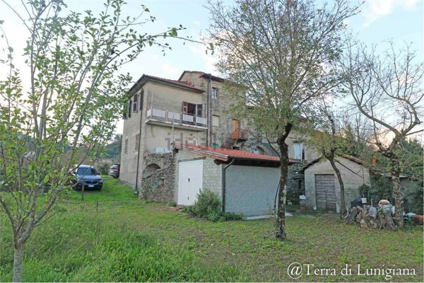 casa indipendente in vendita a Mulazzo